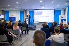 Koltay András, az NMHH elnöke nyitotta meg az NMHH Esztergomi úti épületében rendezett szakmai konferenciát